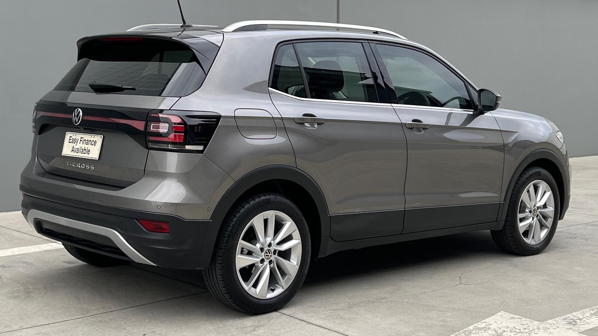 Volkswagen T-cross image 4