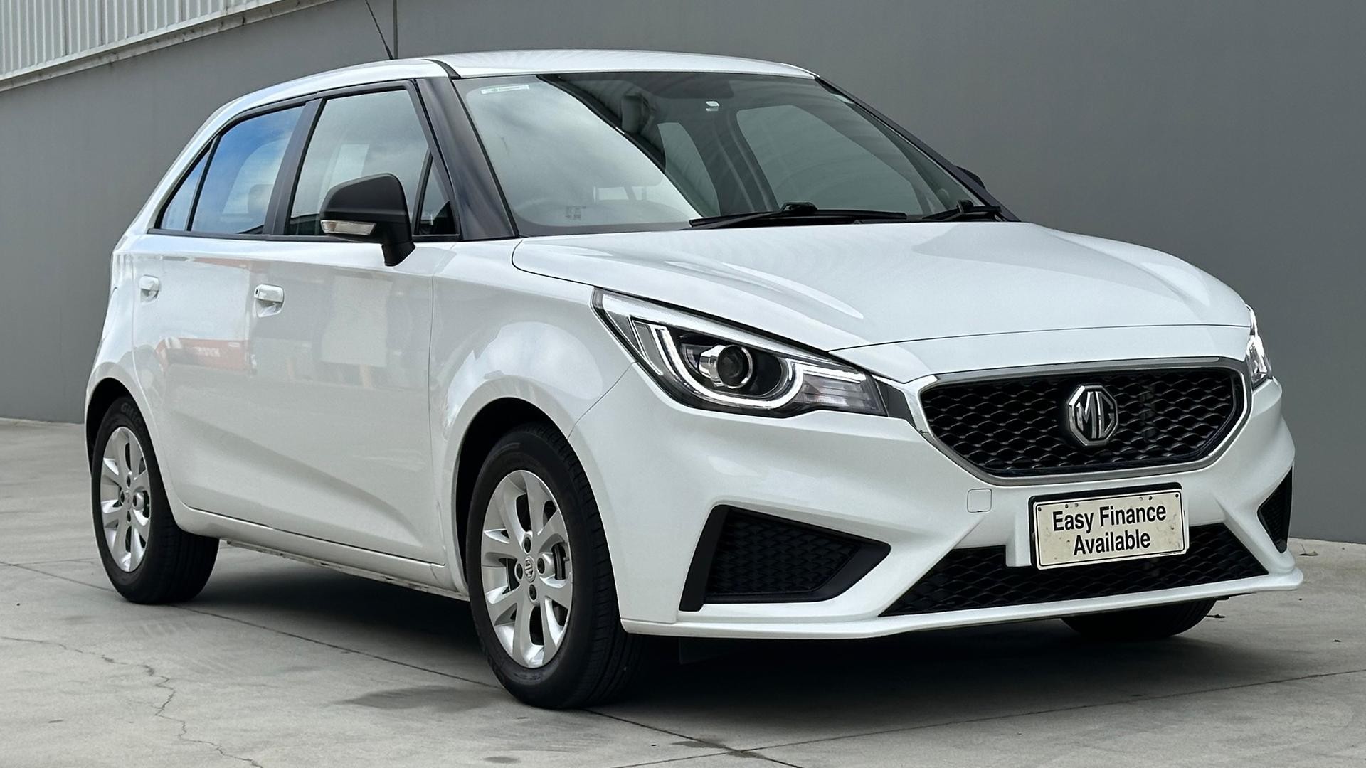 MG Mg3 image 2