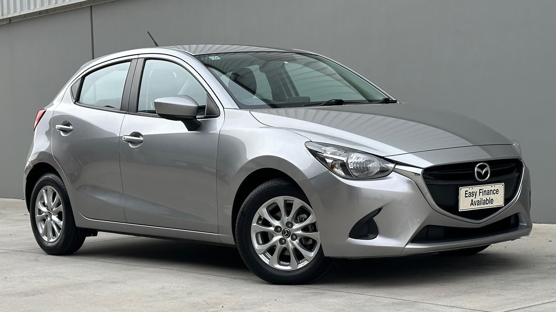 Mazda 2 image 1