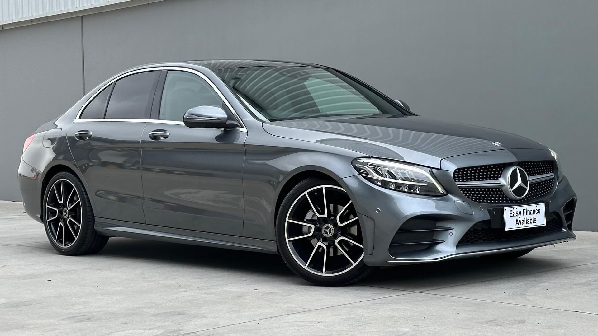 Mercedes Benz C-class image 1
