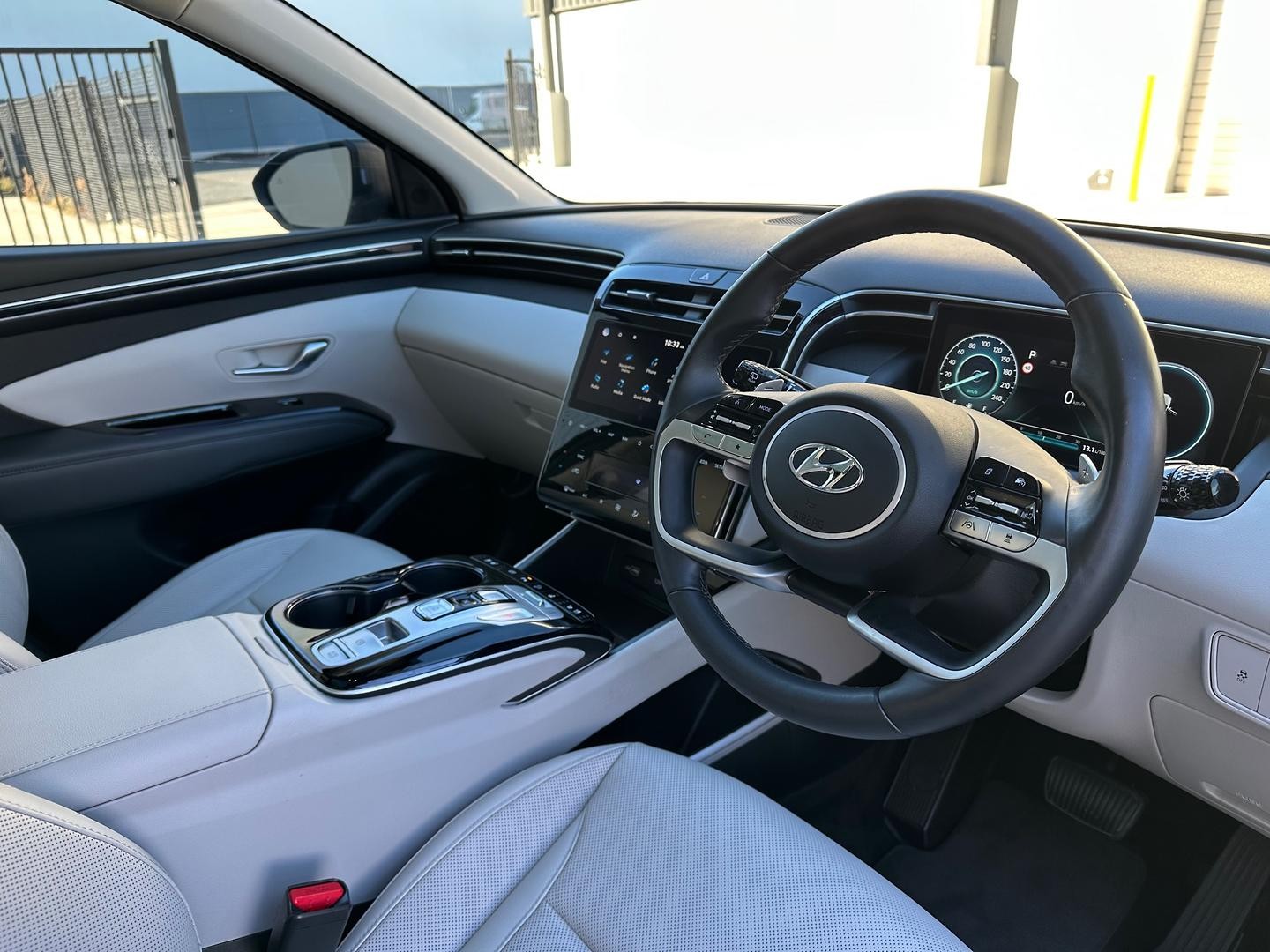 Hyundai Tucson image 3