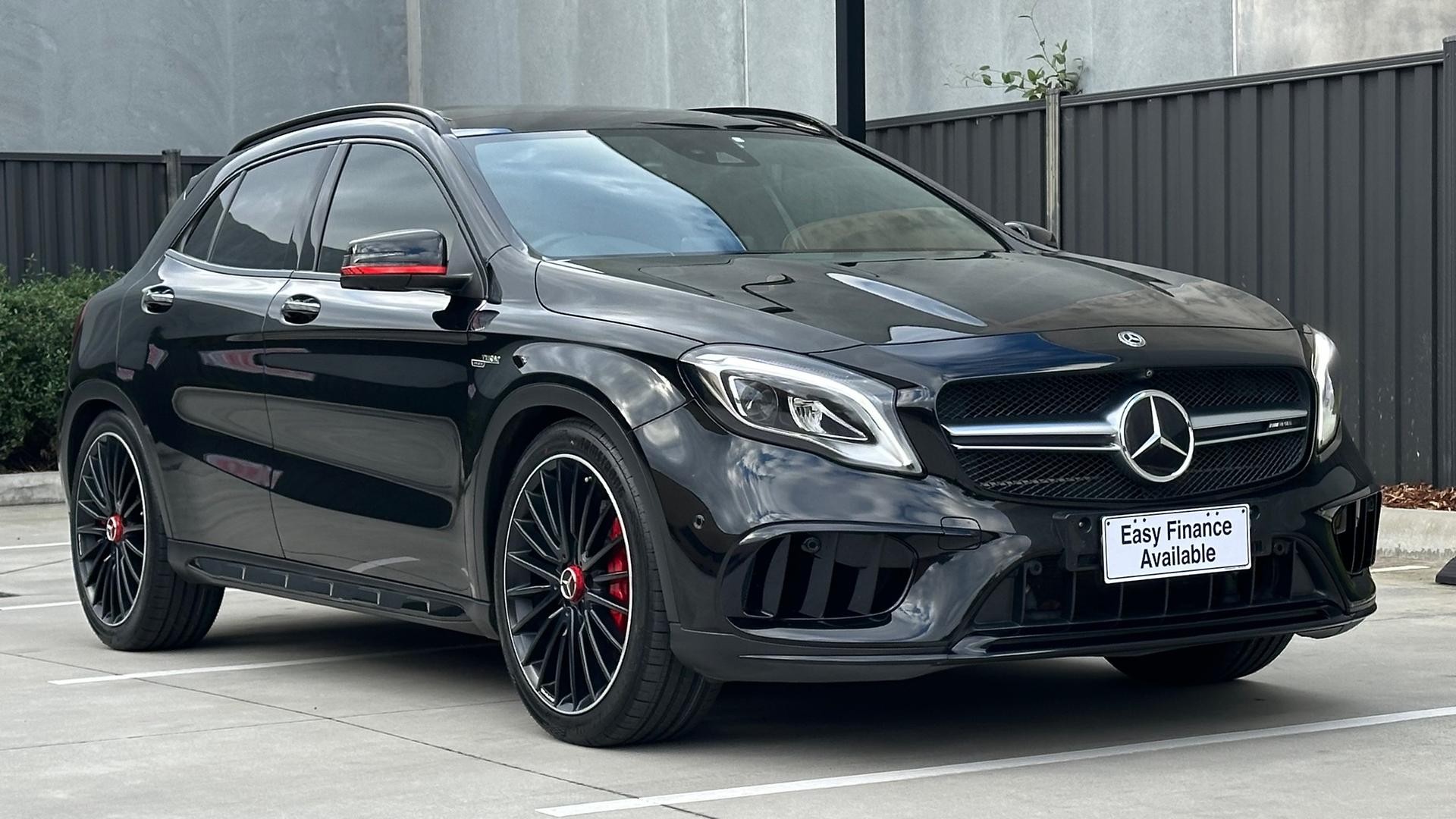 Mercedes Benz Gla-class image 2