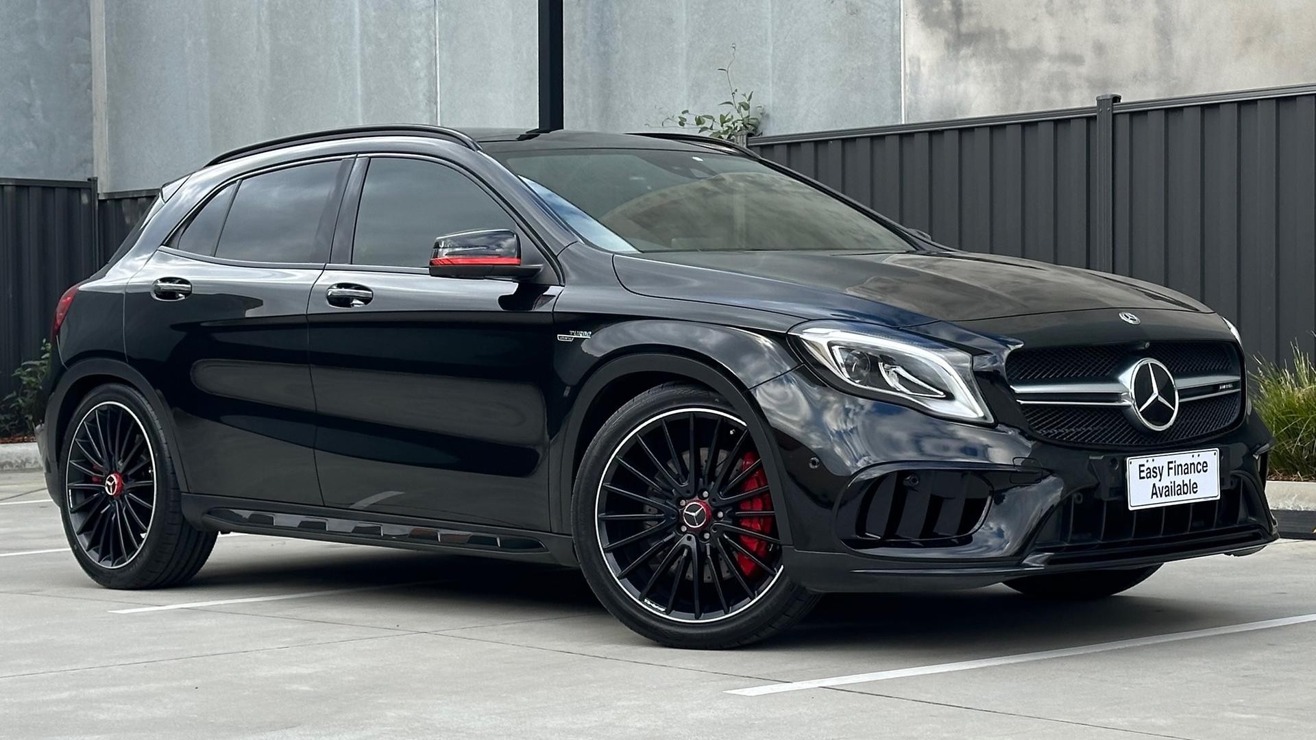 Mercedes Benz Gla-class image 1