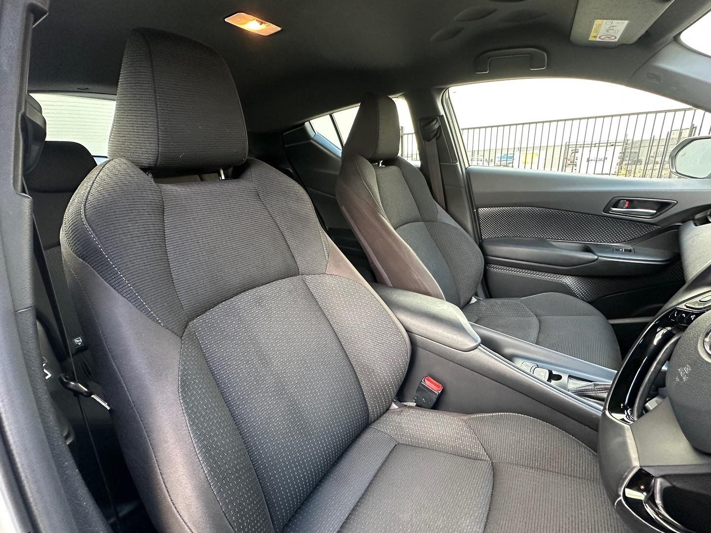 Toyota C-hr image 4