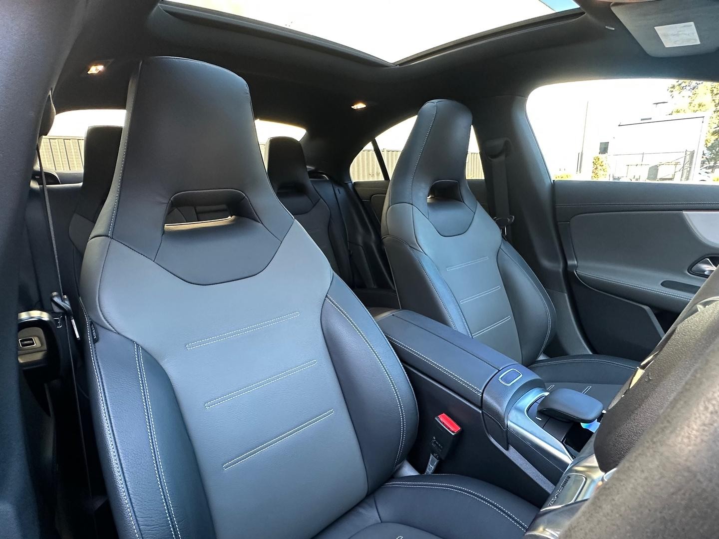 Mercedes Benz Cla-class image 4