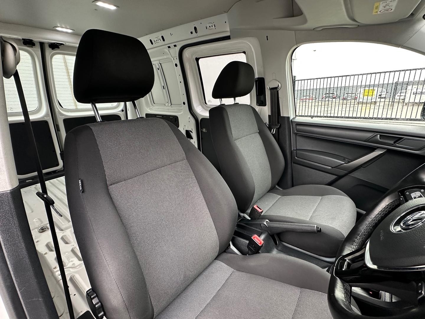 Volkswagen Caddy image 4