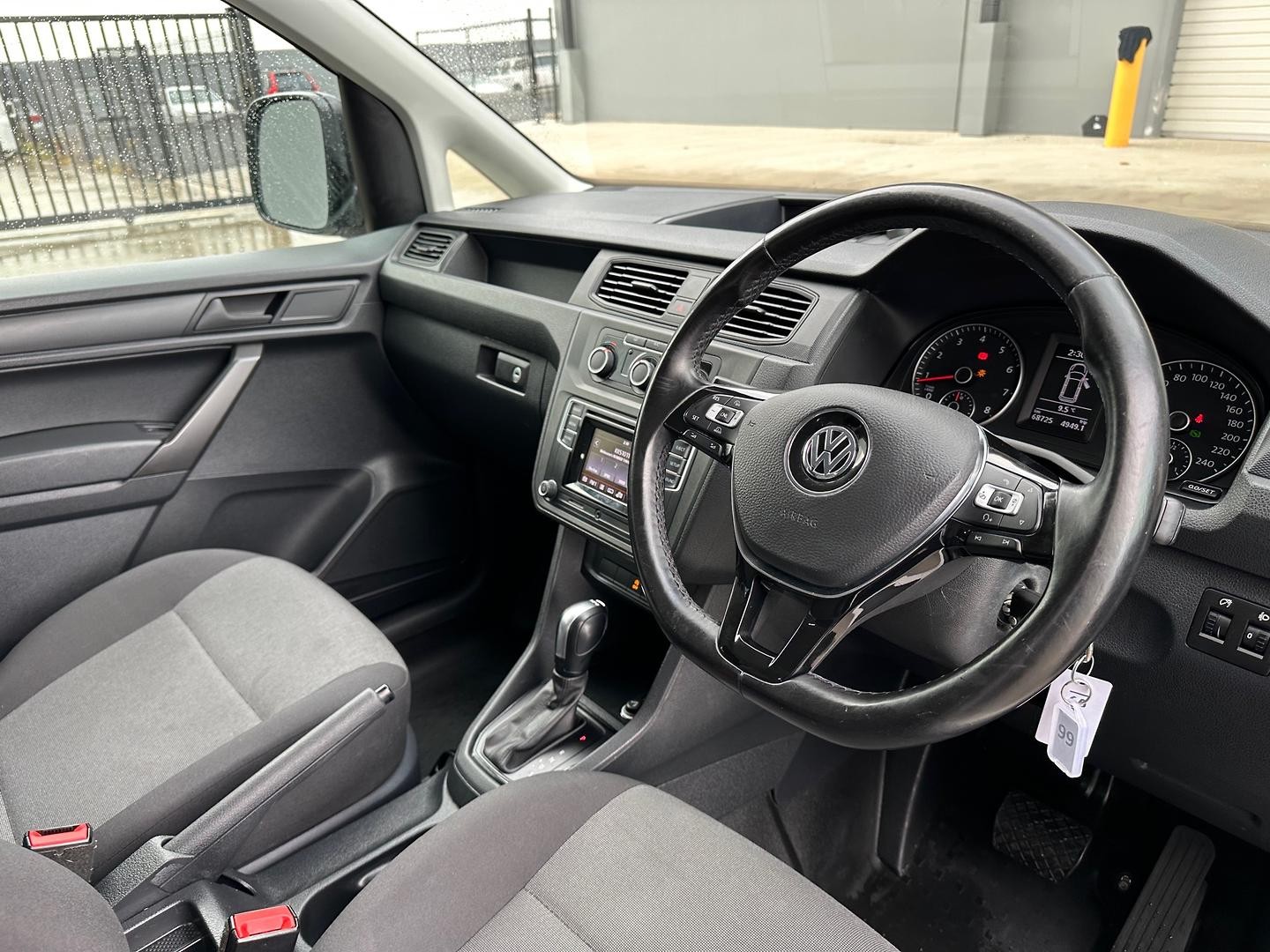 Volkswagen Caddy image 3
