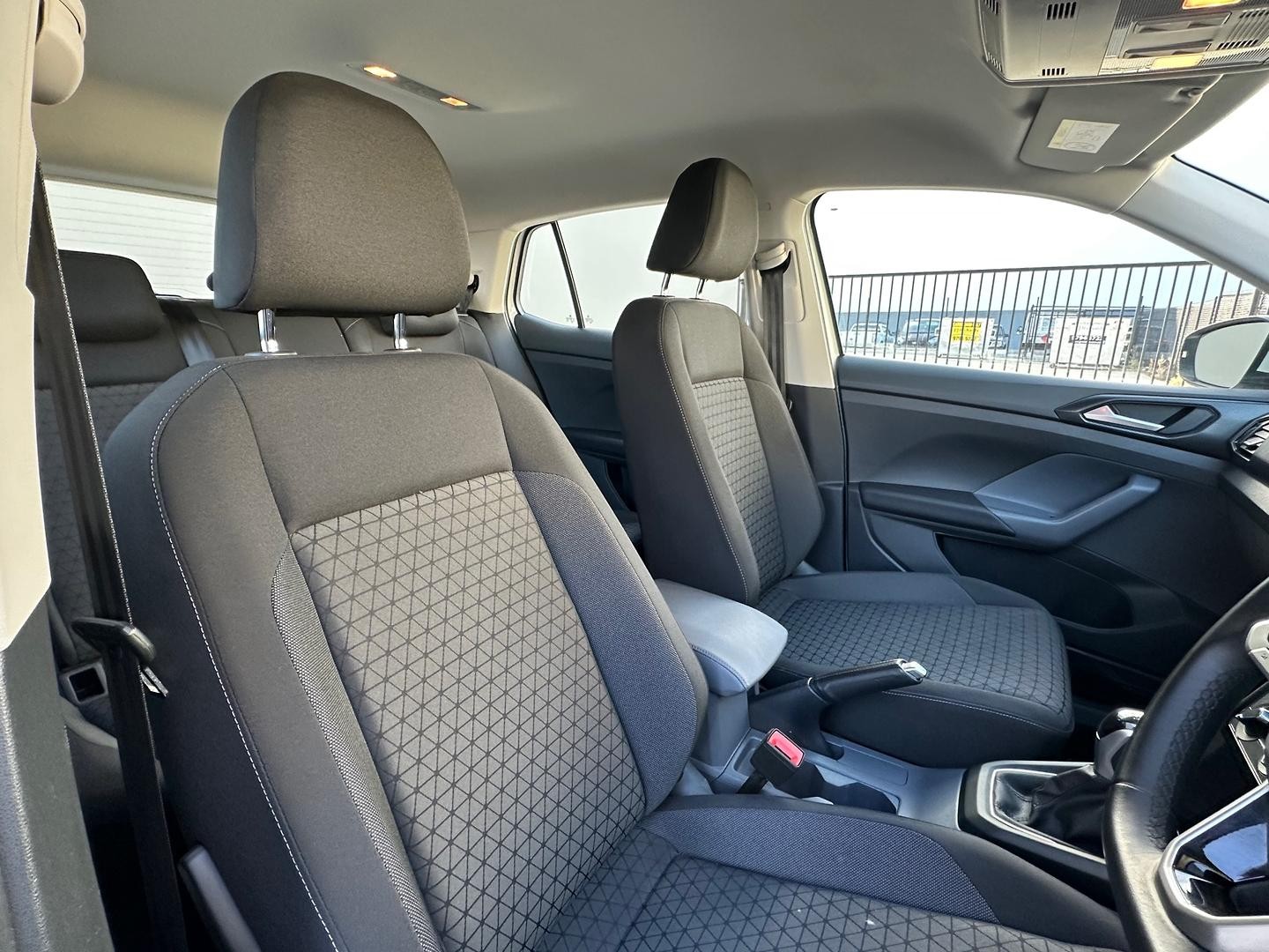 Volkswagen T-cross image 4