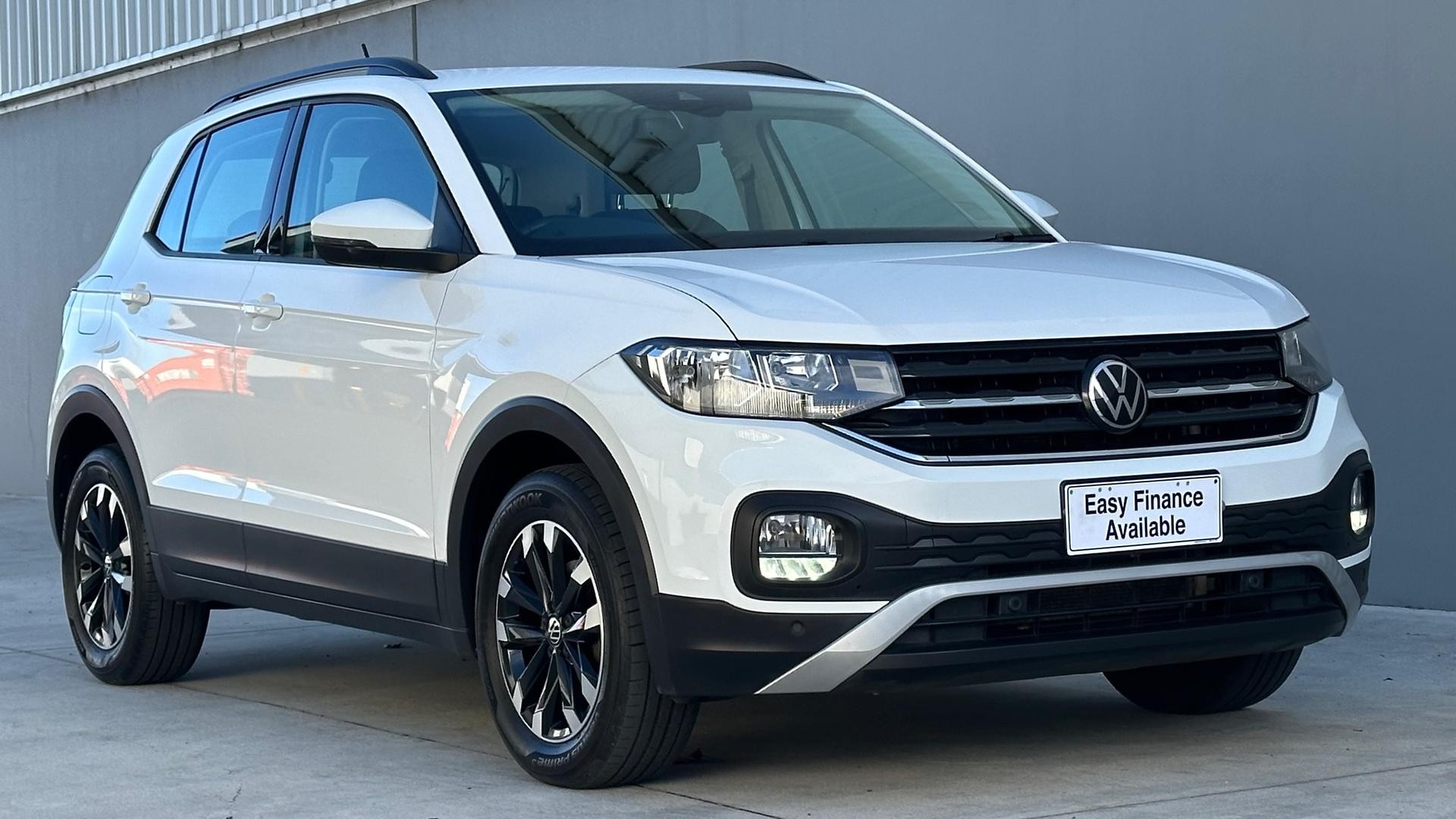 Volkswagen T-cross image 2