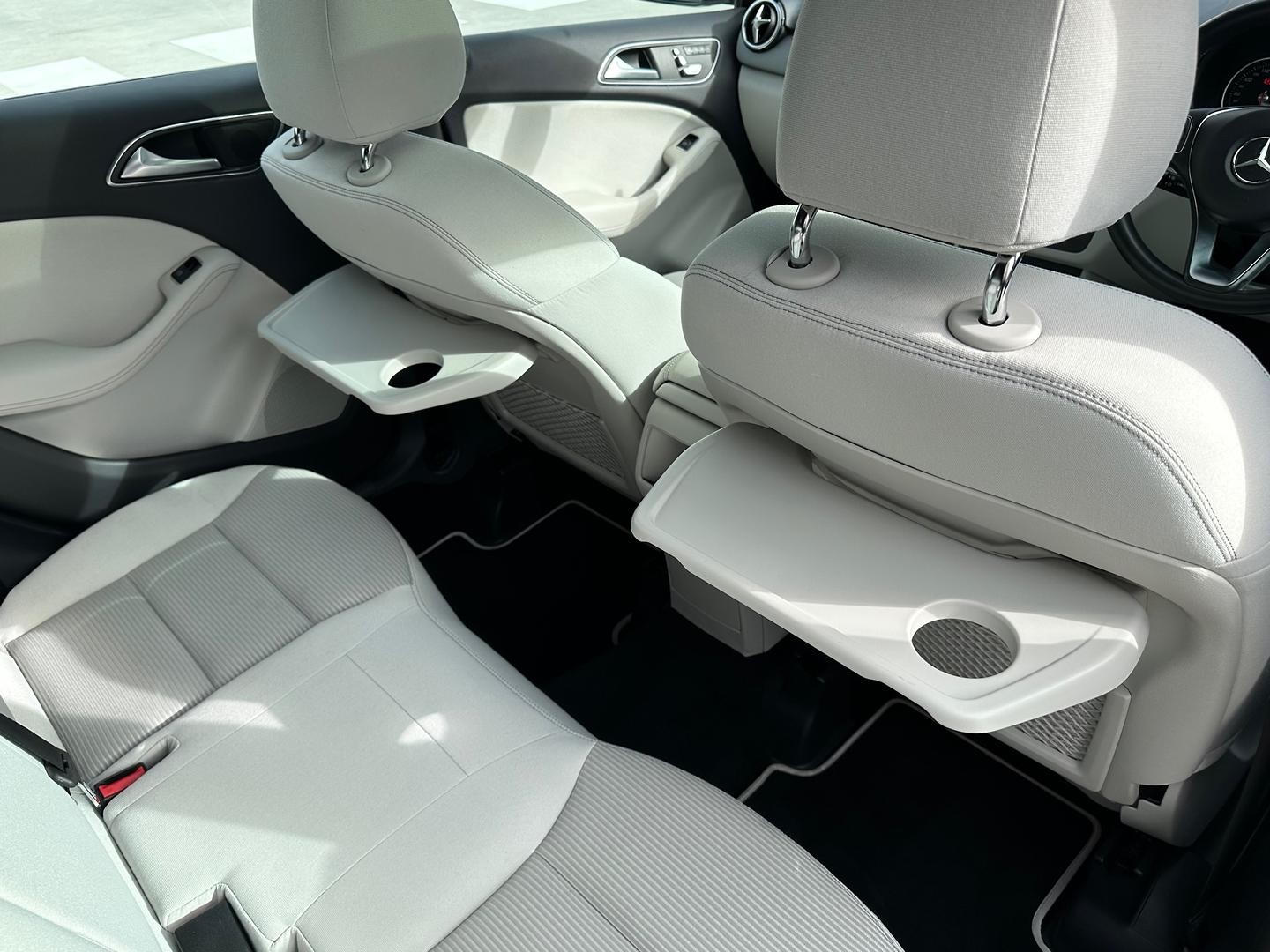 Mercedes Benz B-class image 3