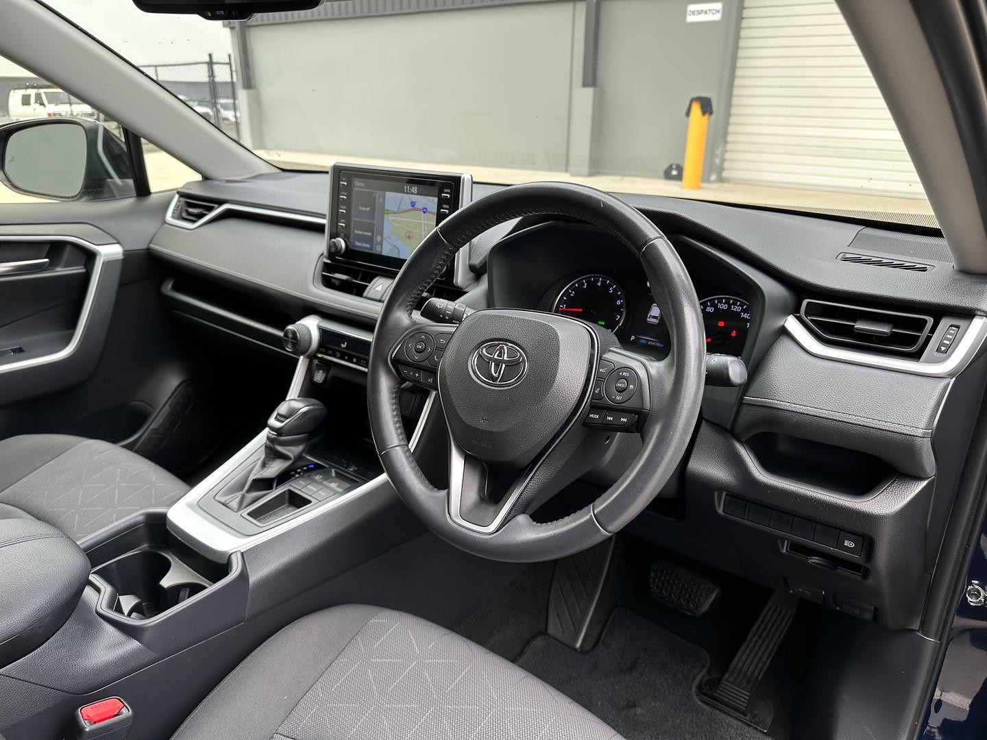 Toyota Rav4 image 3