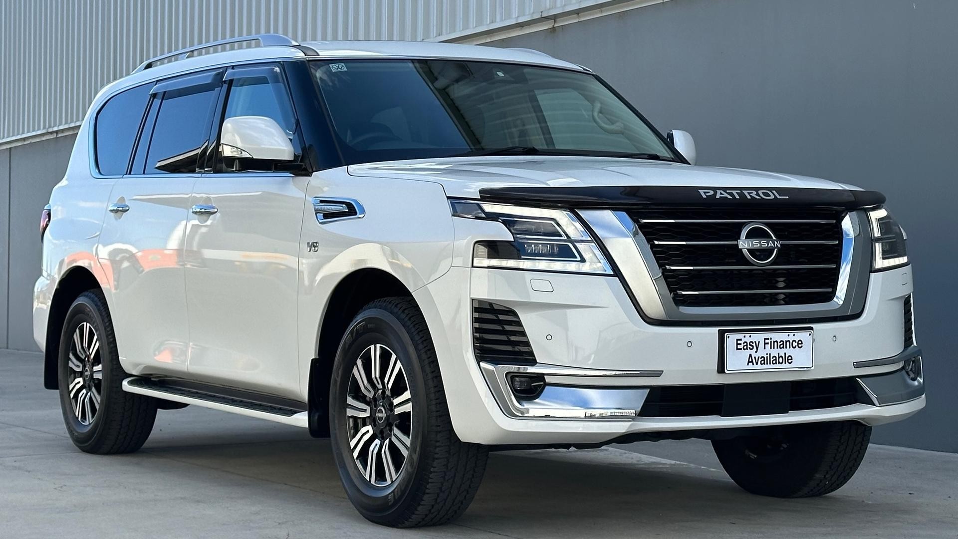 Nissan Patrol image 2
