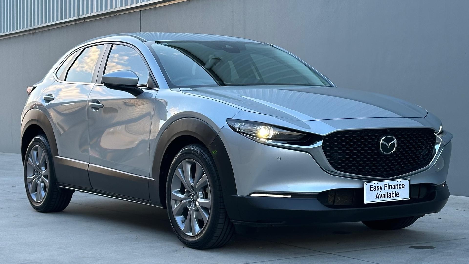 Mazda Cx-30 image 2