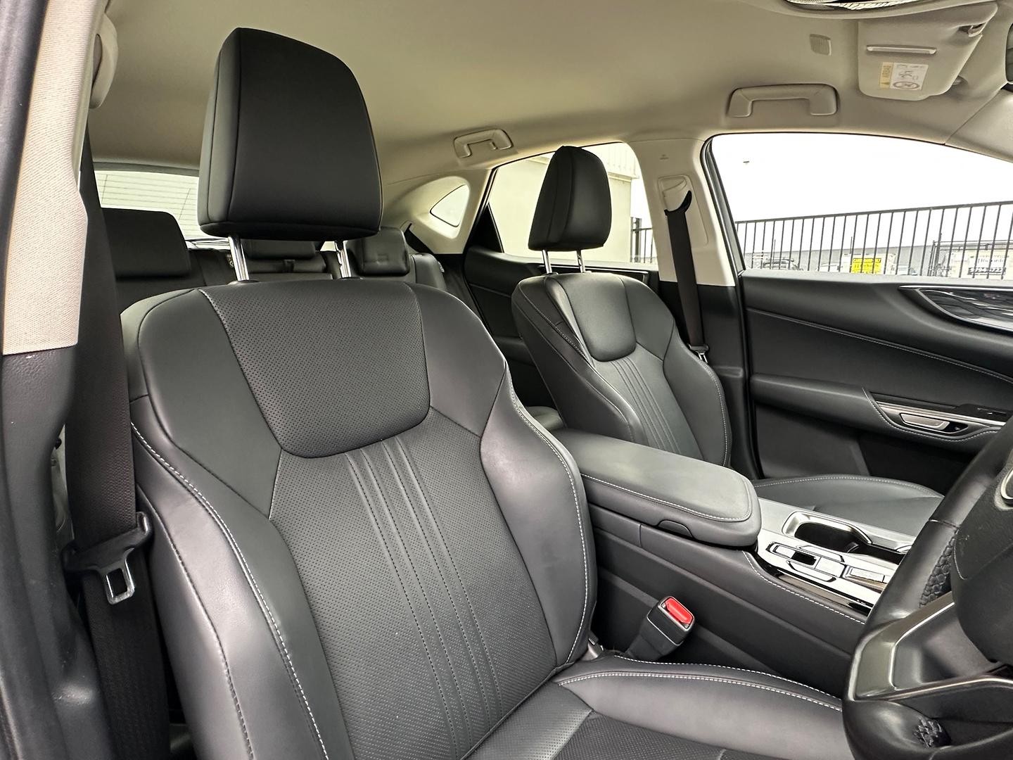 Lexus Nx image 4