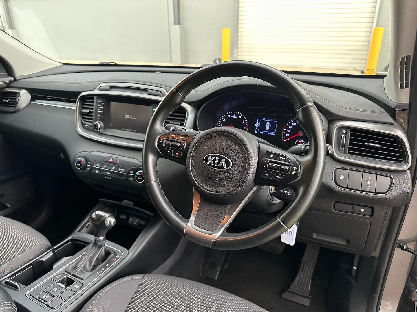 Kia Sorento image 3