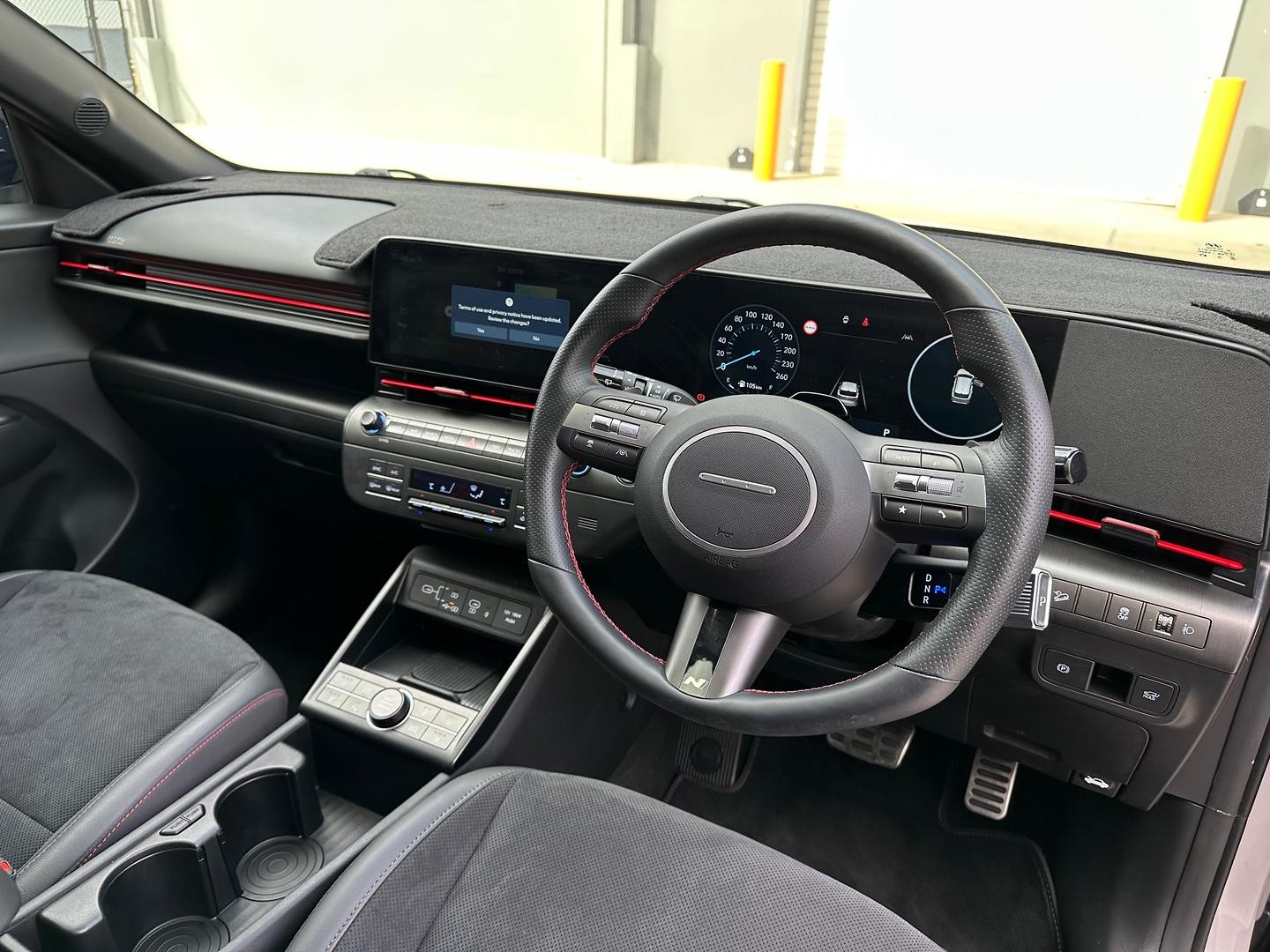 Hyundai Kona image 3