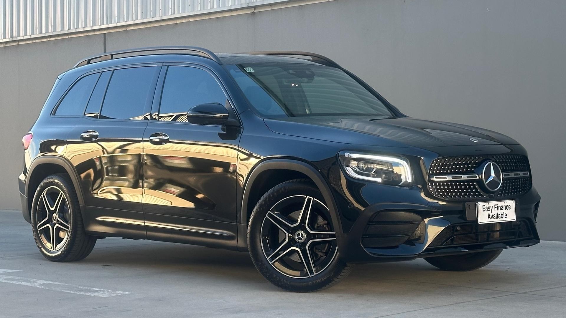 Mercedes Benz Glb-class image 1