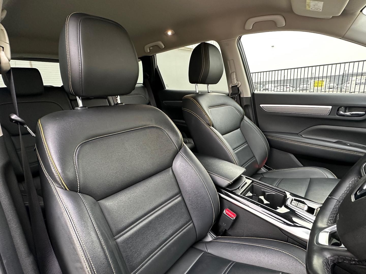 Renault Koleos image 4