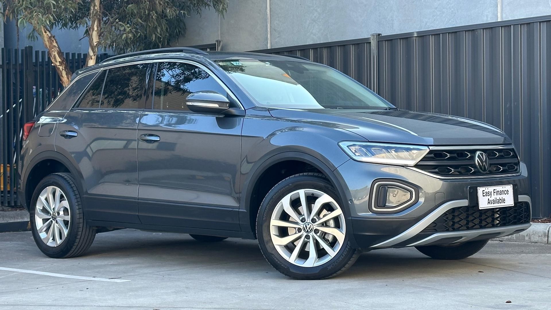 Volkswagen T-roc image 1