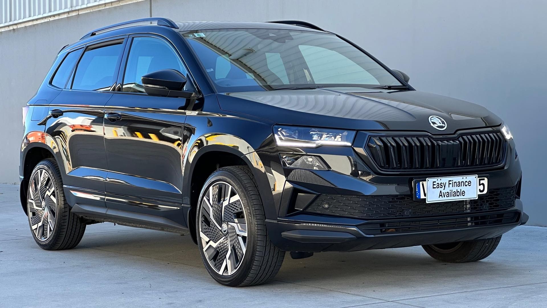 Skoda Karoq image 2