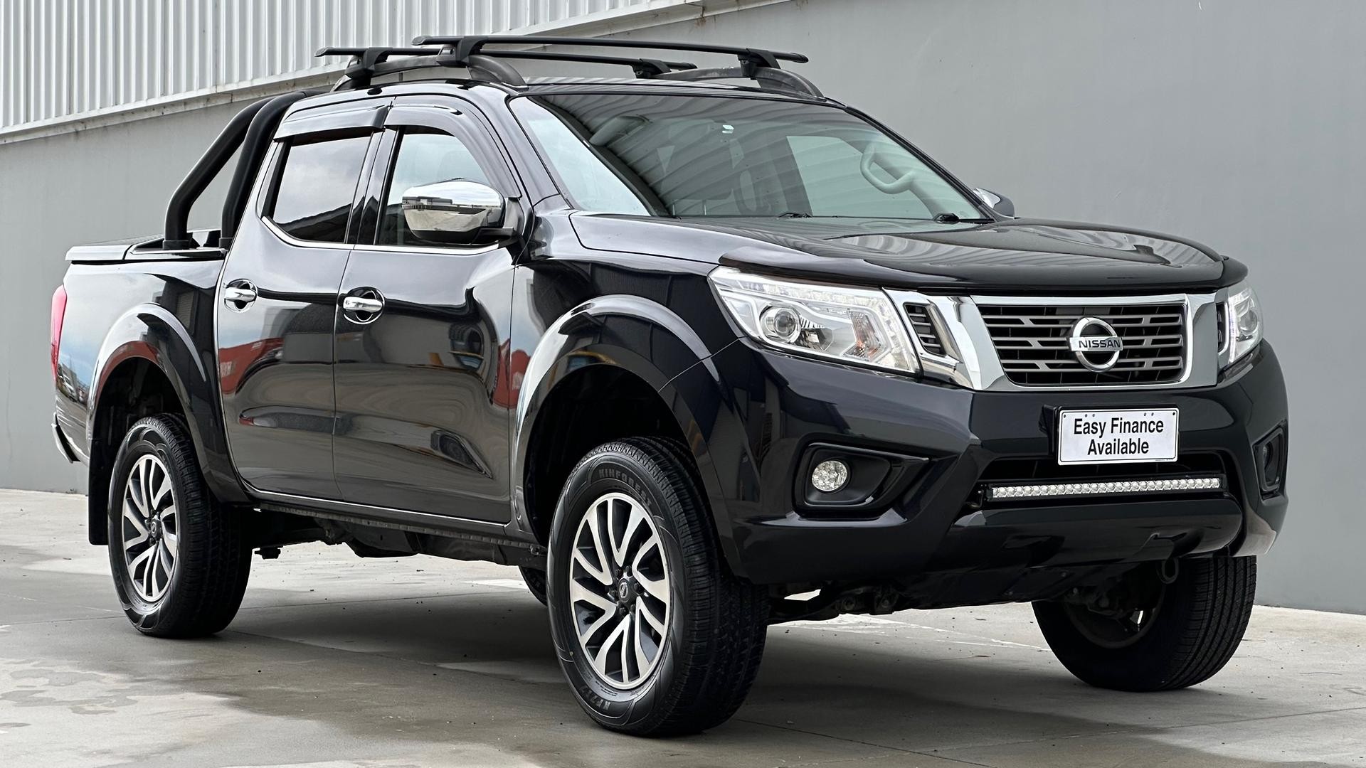 Nissan Navara image 2