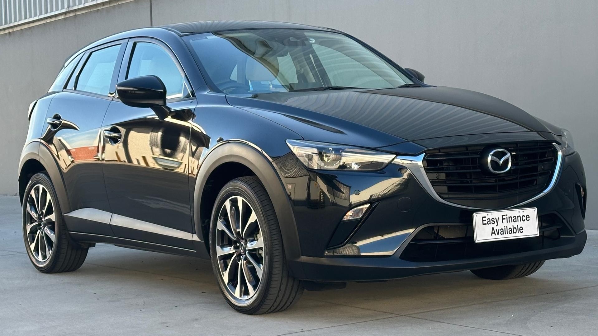 Mazda Cx-3 image 2