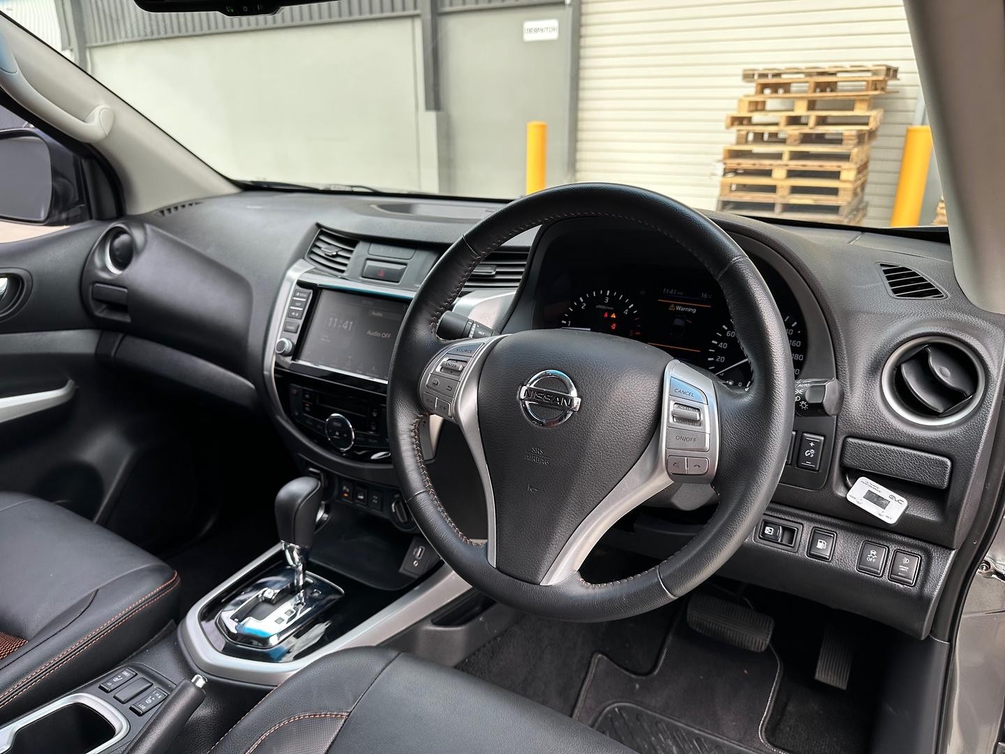 Nissan Navara image 3