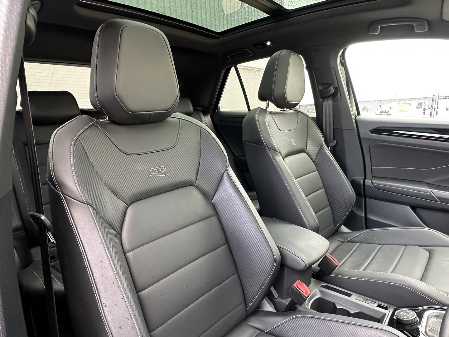 Volkswagen T-roc image 4