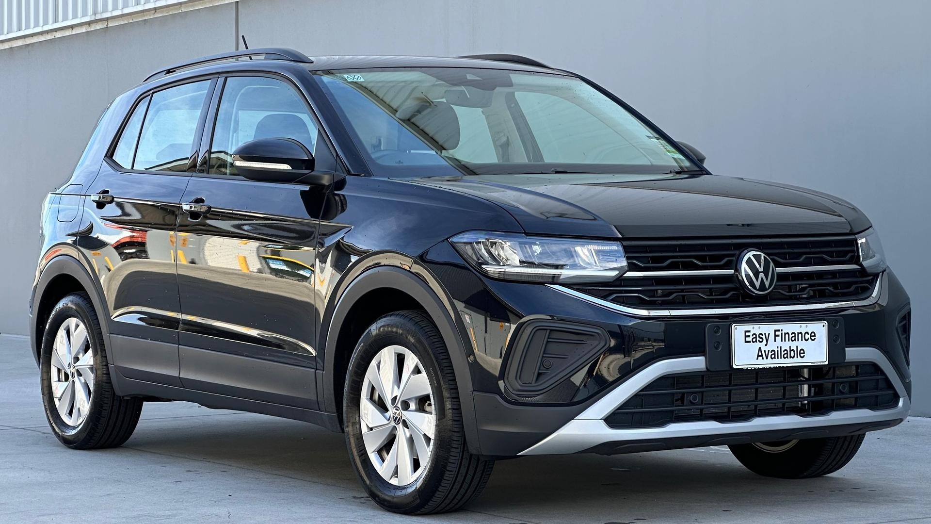 Volkswagen T-cross image 3