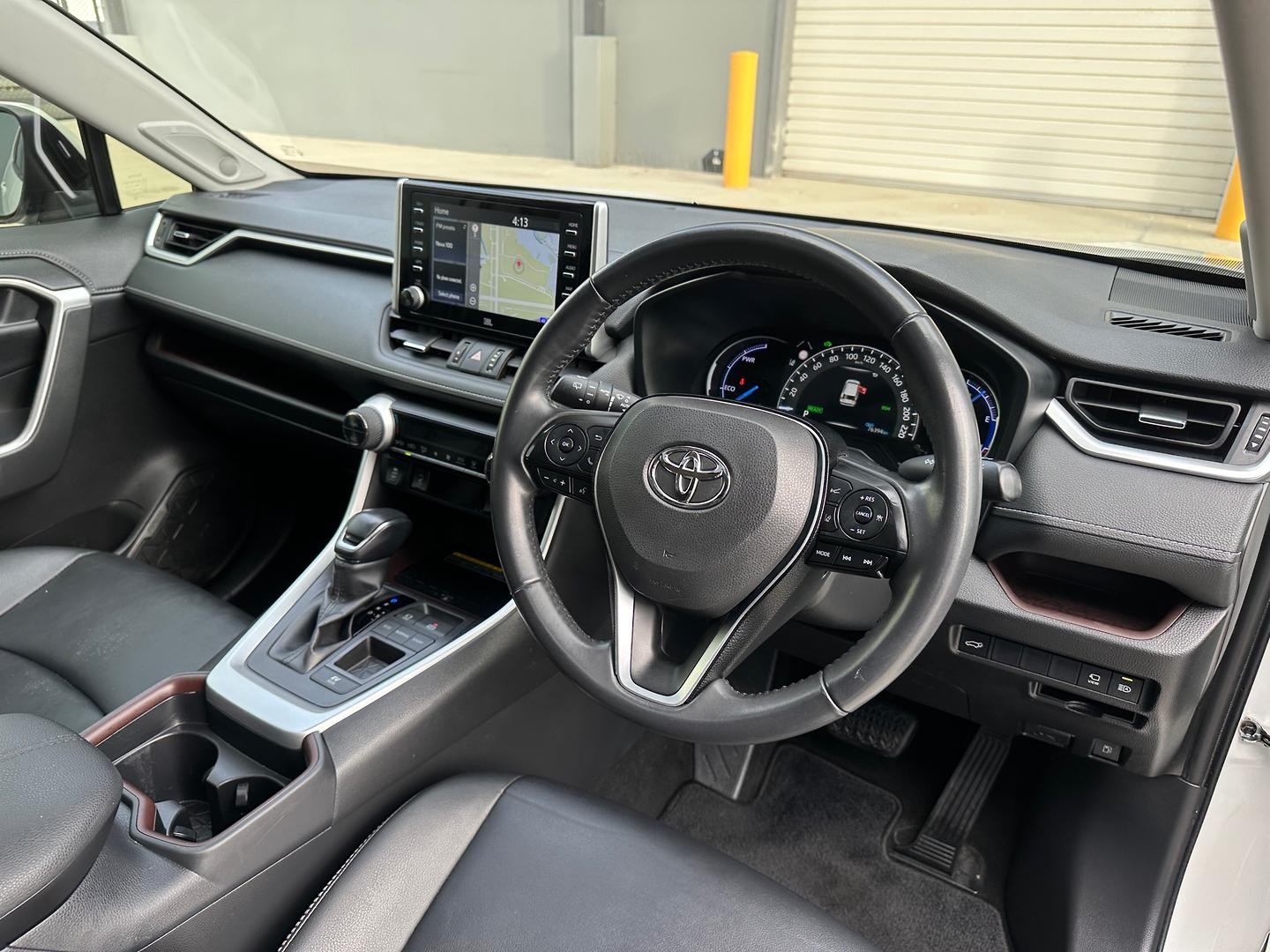 Toyota Rav4 image 3