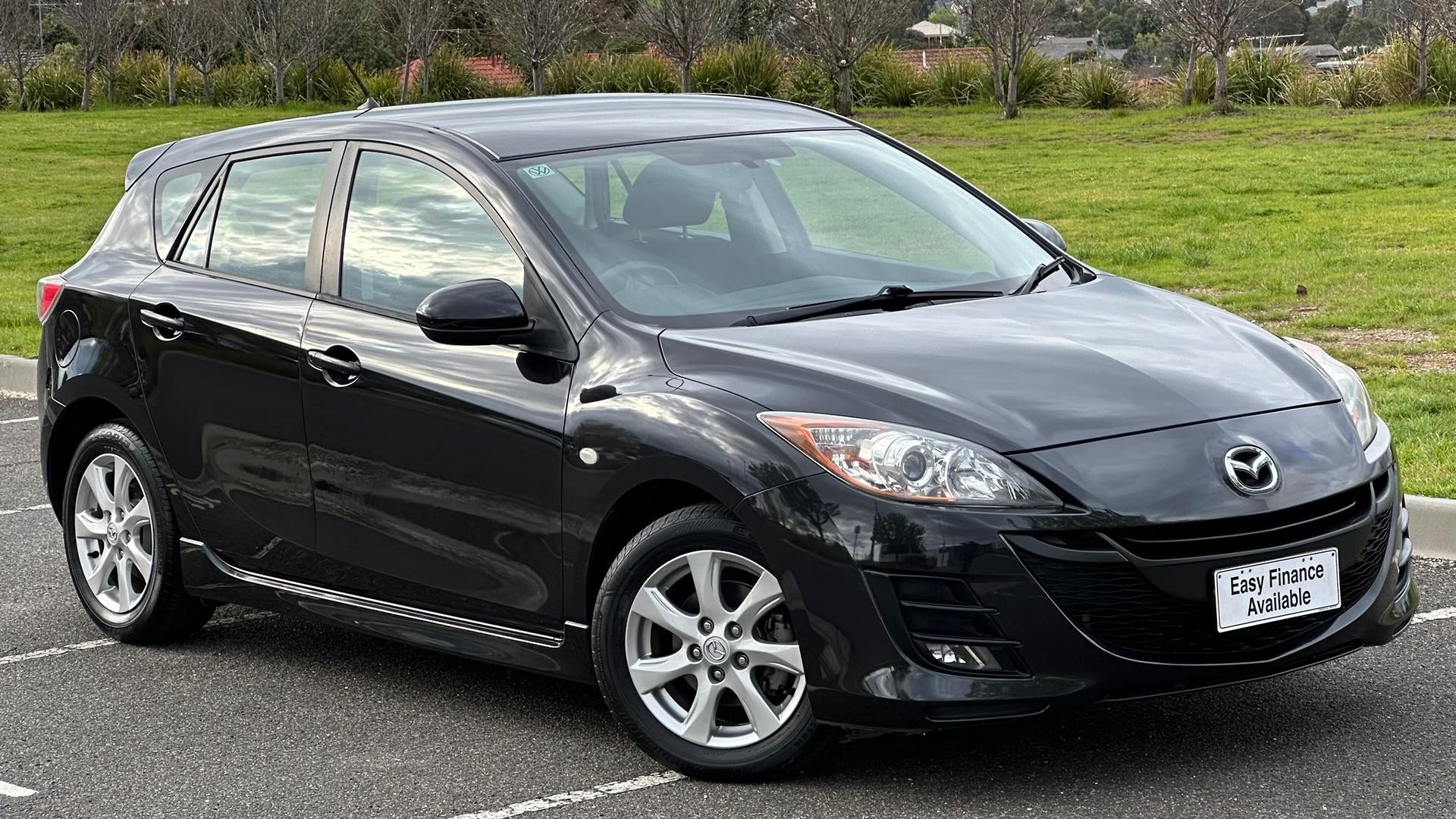 Mazda 3 image 1