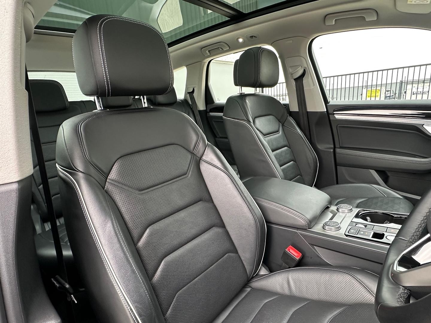 Volkswagen Touareg image 4