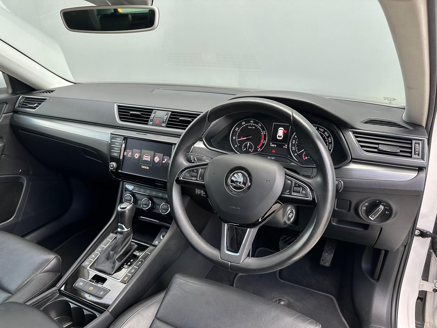 Skoda Superb image 4