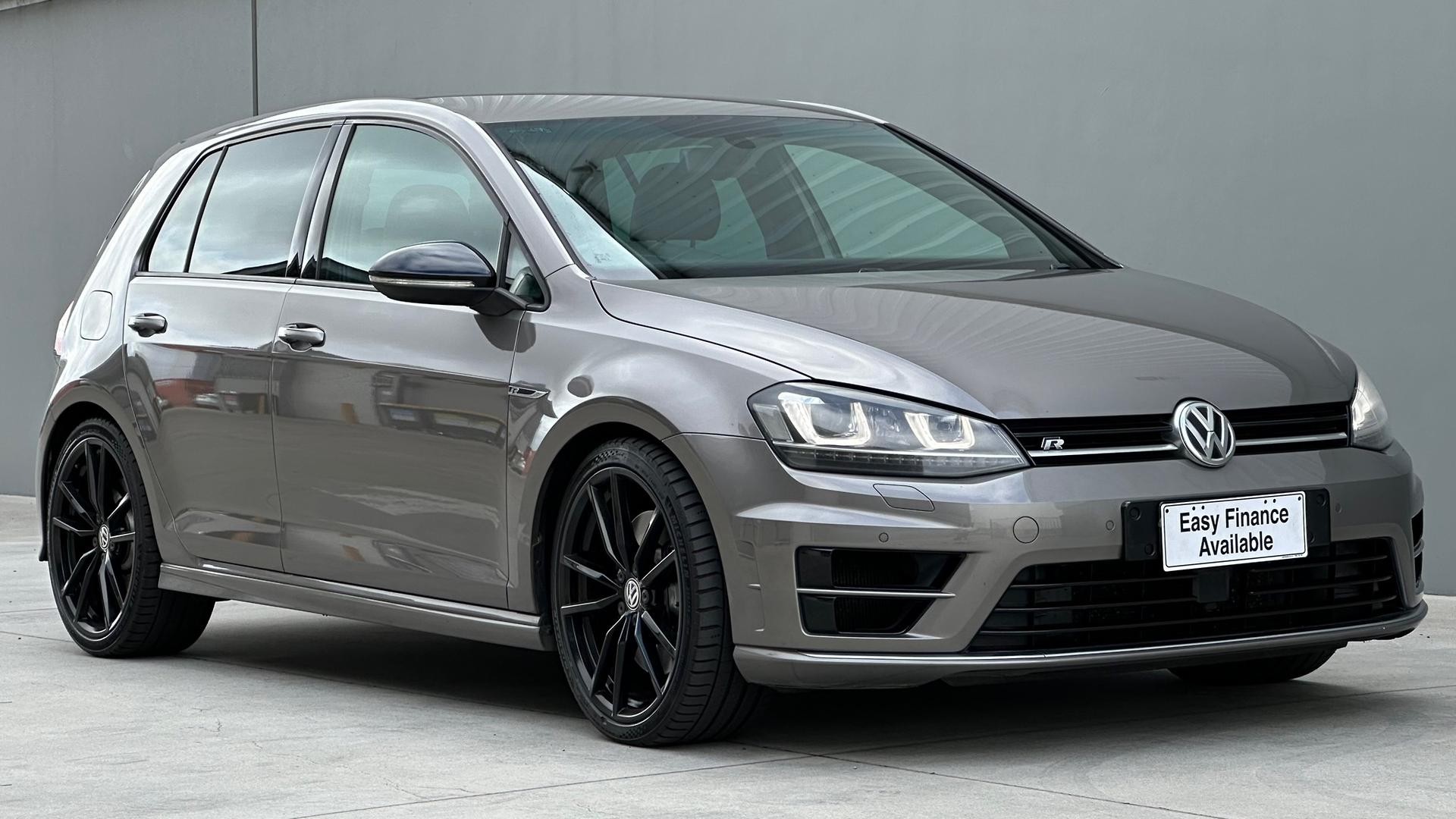 Volkswagen Golf image 4