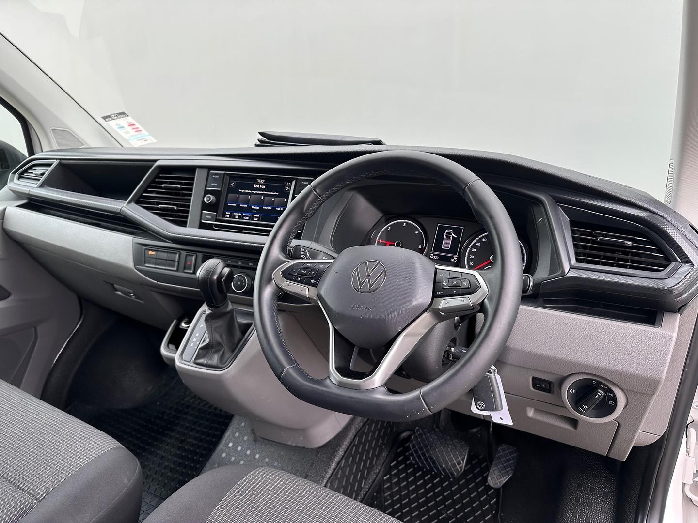 Volkswagen Transporter image 4