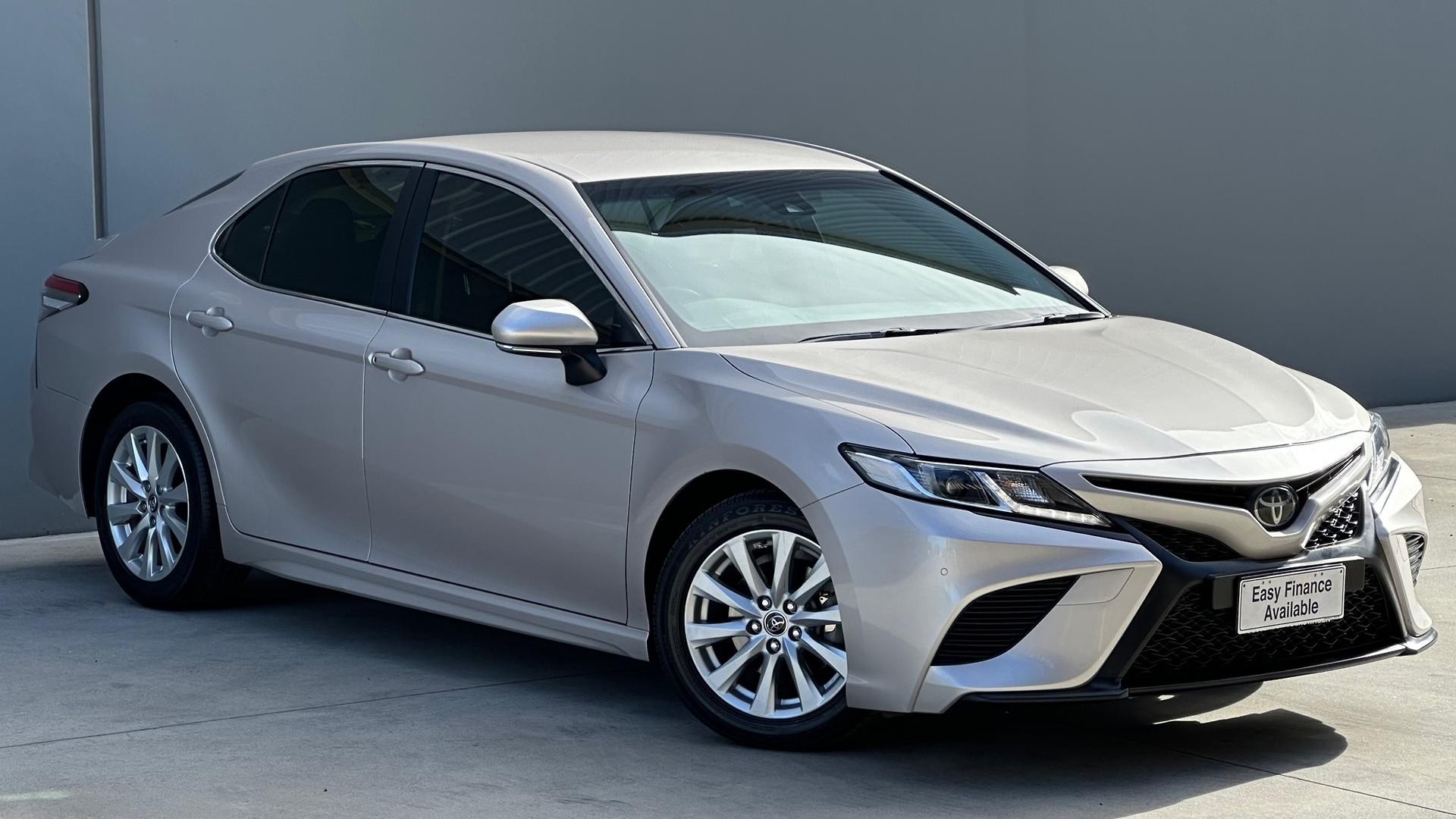 Toyota Camry image 1