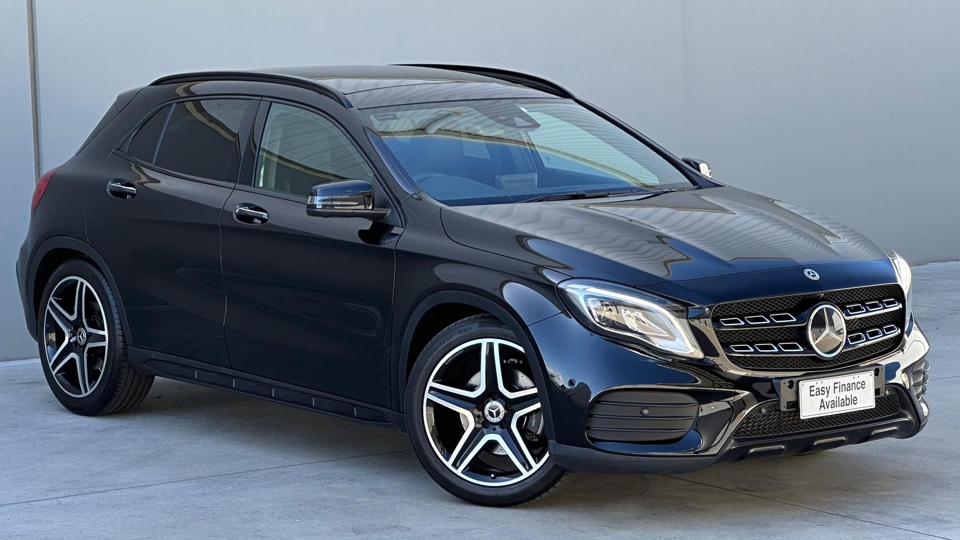 Mercedes Benz Gla-class image 1