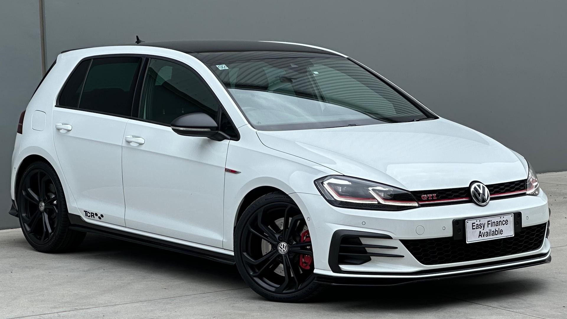 Volkswagen Golf image 1