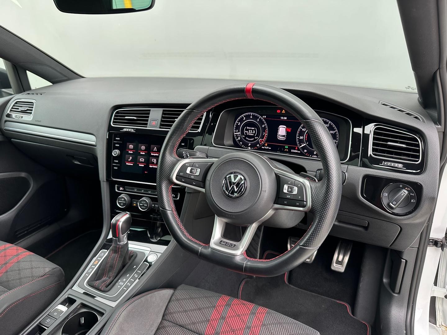 Volkswagen Golf image 4