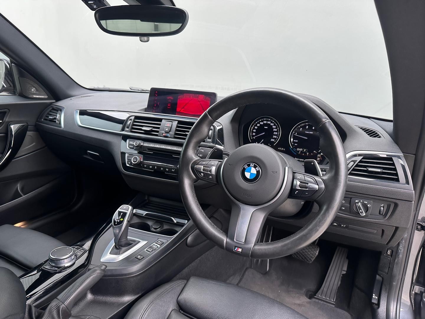 BMW 2 Series image 4