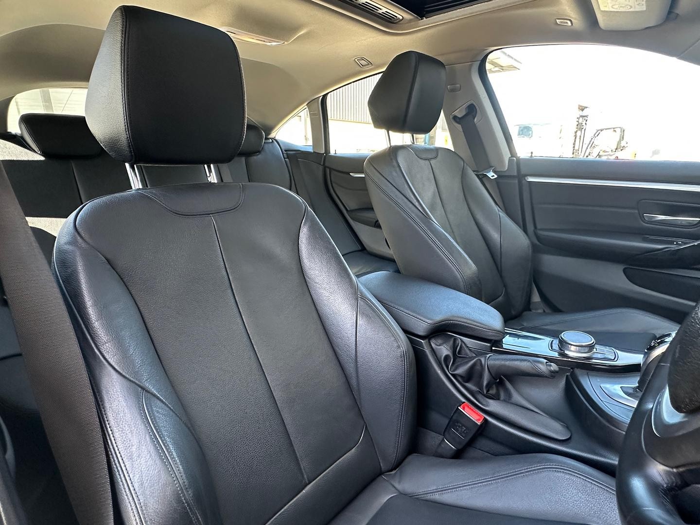 BMW 4 Series image 4