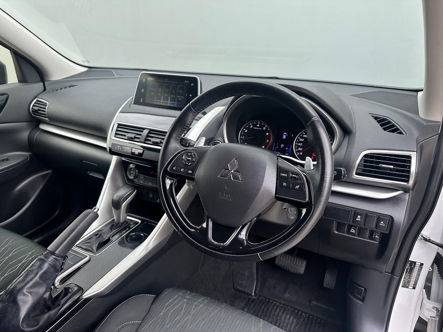 Mitsubishi Eclipse Cross image 4