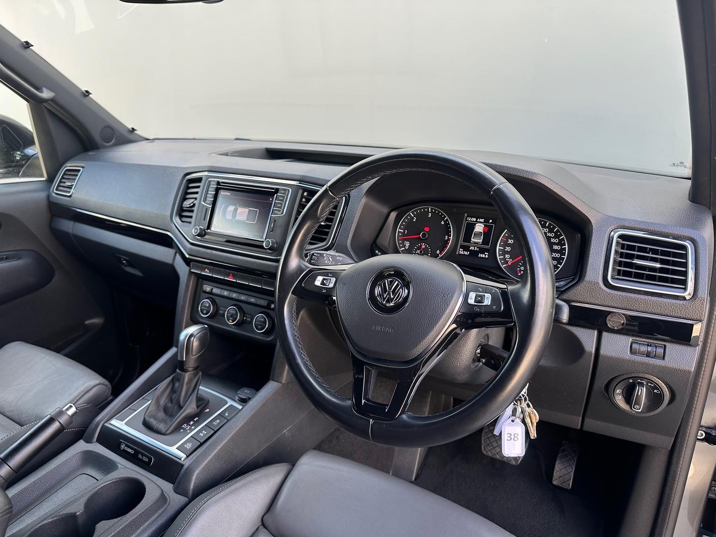 Volkswagen Amarok image 4