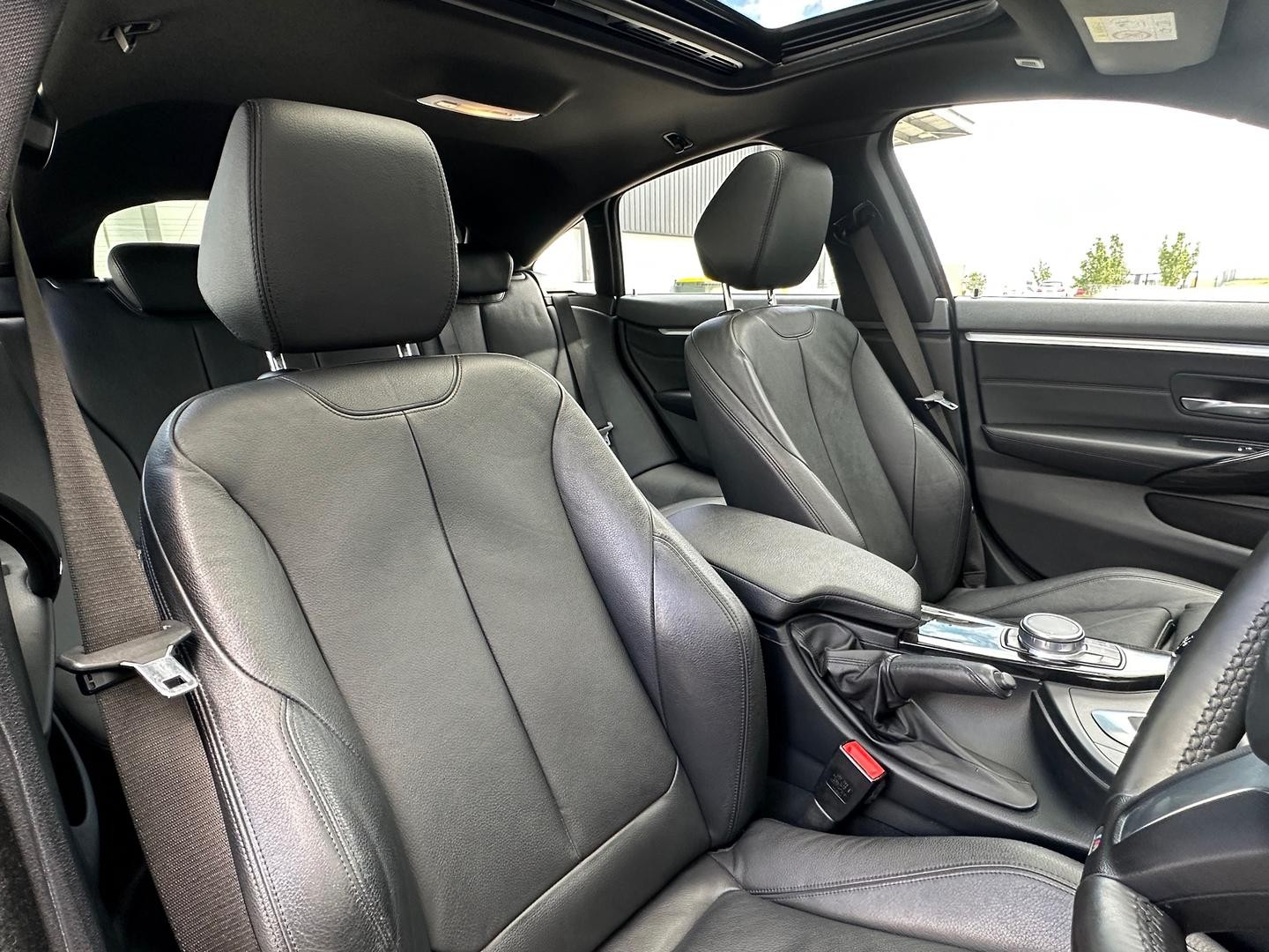 BMW 4 Series image 4