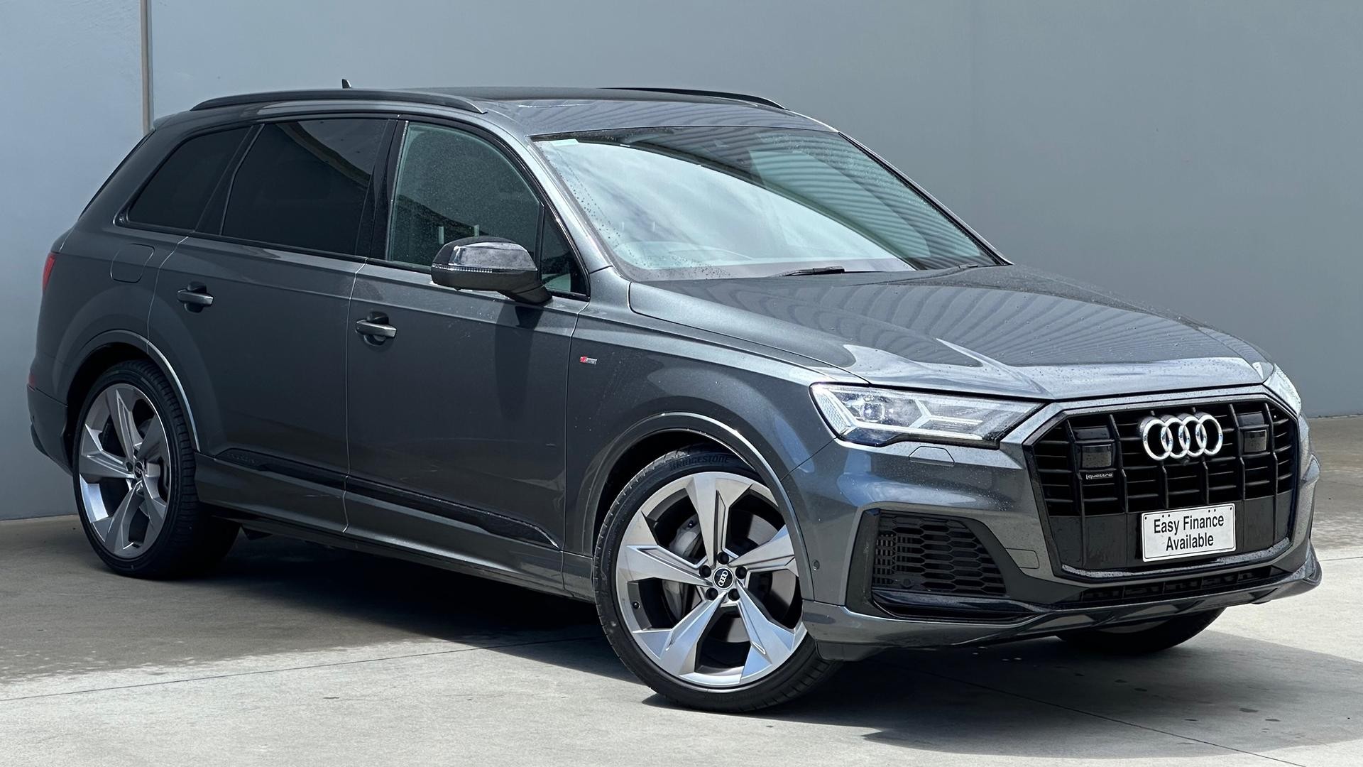 Audi Q7 image 1