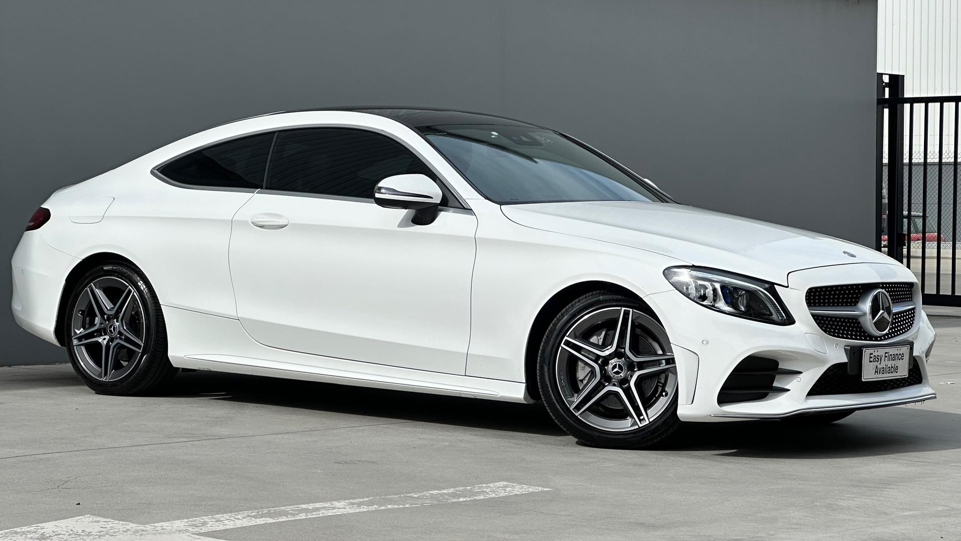 Mercedes Benz C-class image 3