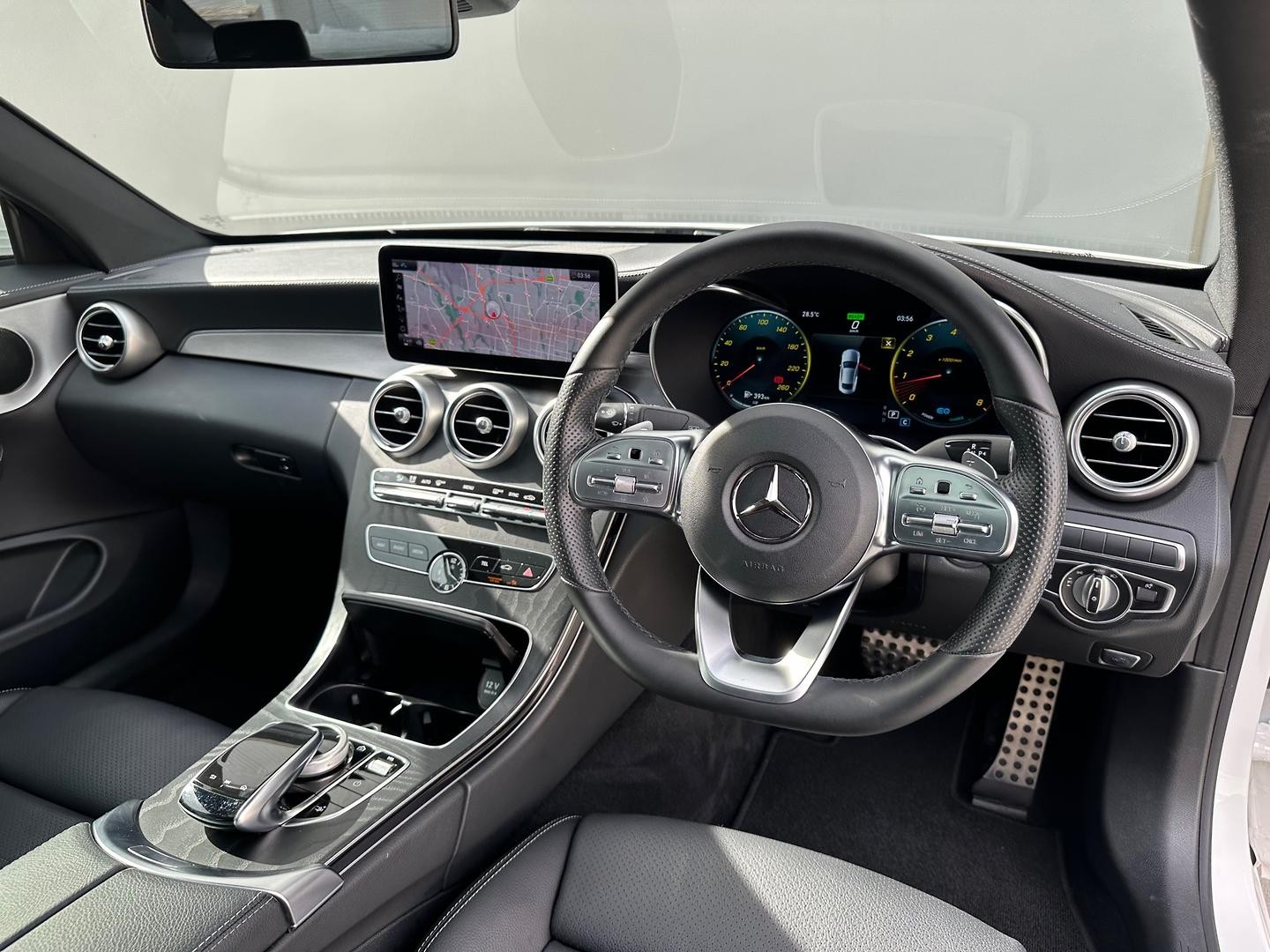 Mercedes Benz C-class image 4