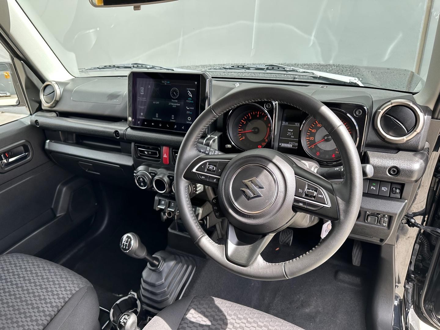 Suzuki Jimny image 4