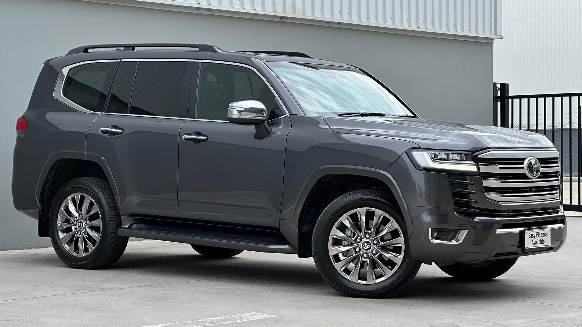 Toyota Landcruiser image 3