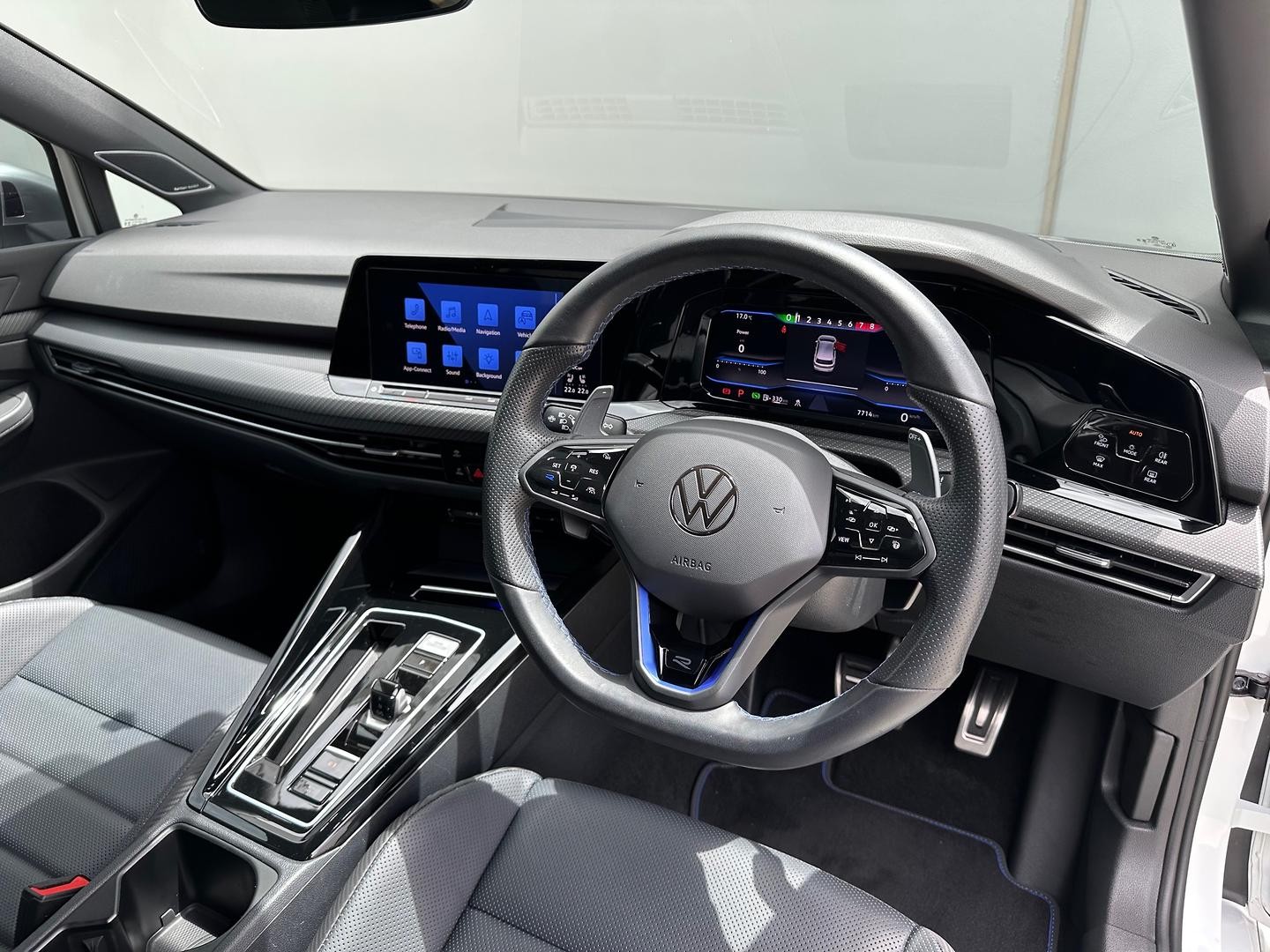 Volkswagen Golf image 4